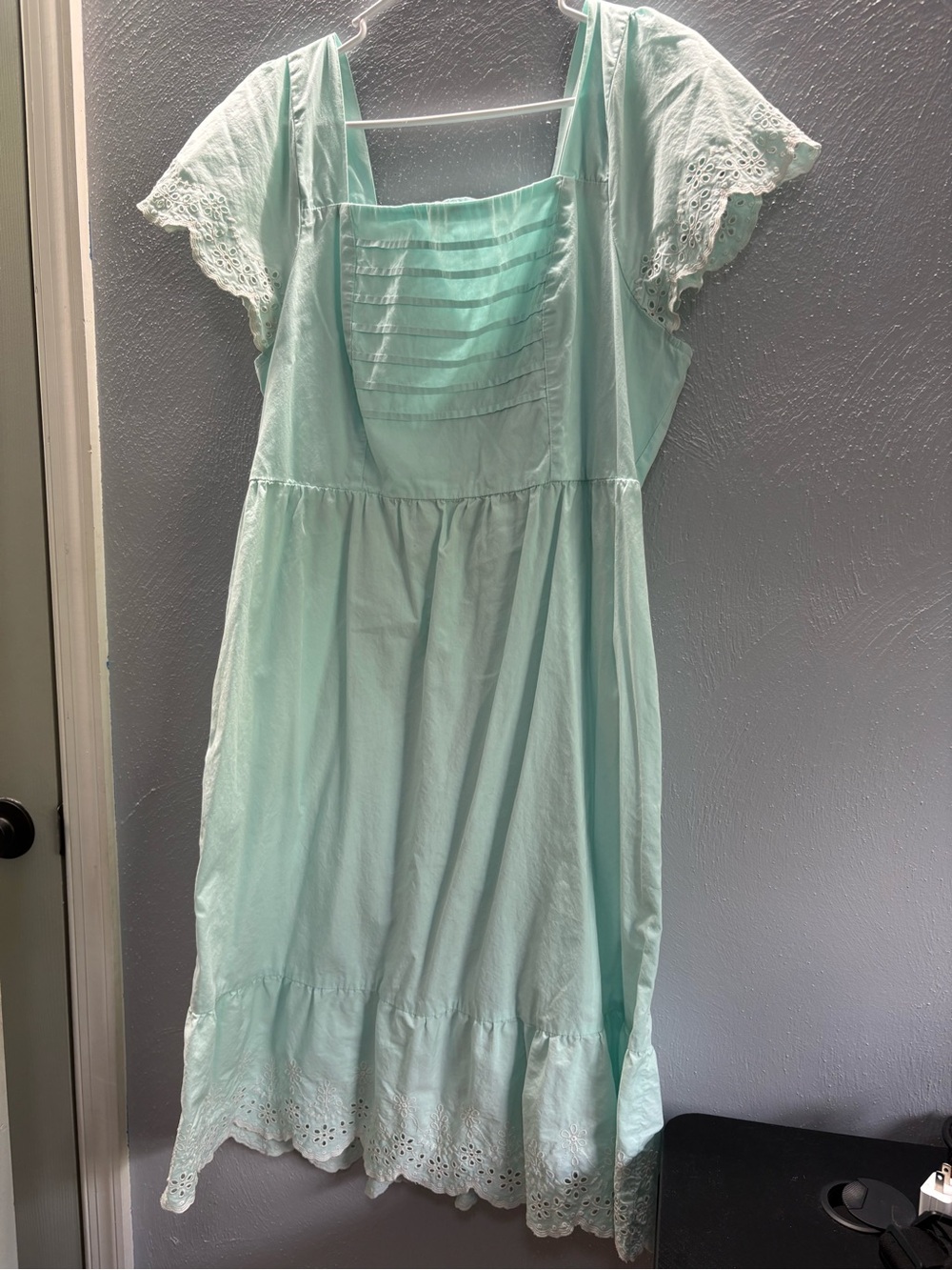 Women’s Mint Green Eyelet Summer Dress with Square Neck